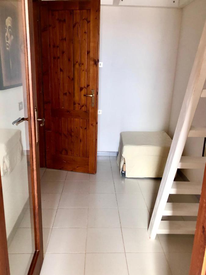Teodor House Appartement San Teodoro  Buitenkant foto